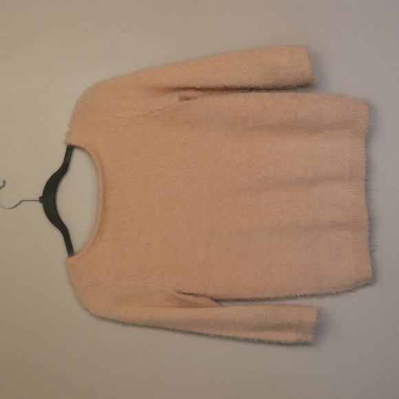 New York & Company | Pink 3/4 Sleeve Fuzzy | 026 - Picture 5 of 5